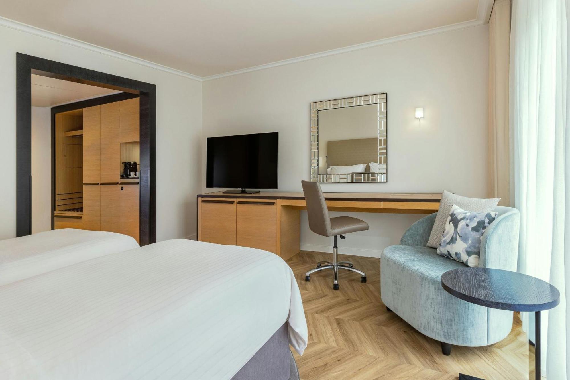 The Westin Grand Hotel